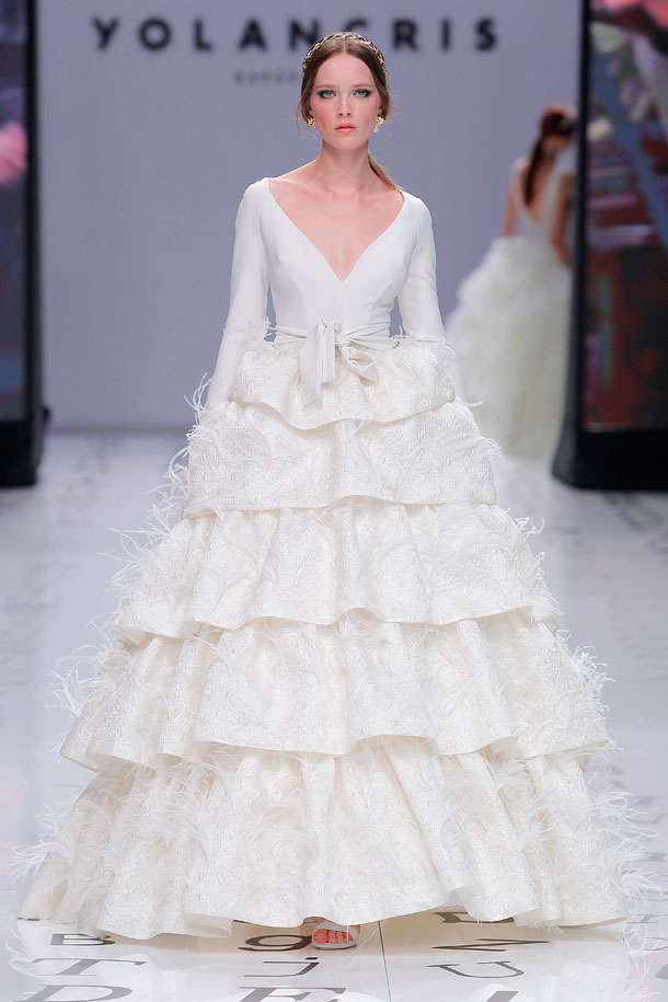 ilovebrides.pt Yolan Cris coleção 2020 vestidos de noiva